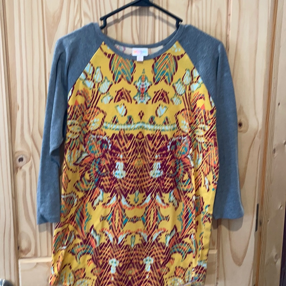 Lularoe top